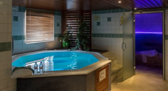 Hotel Levanna, Tignes ski chalet, image 6